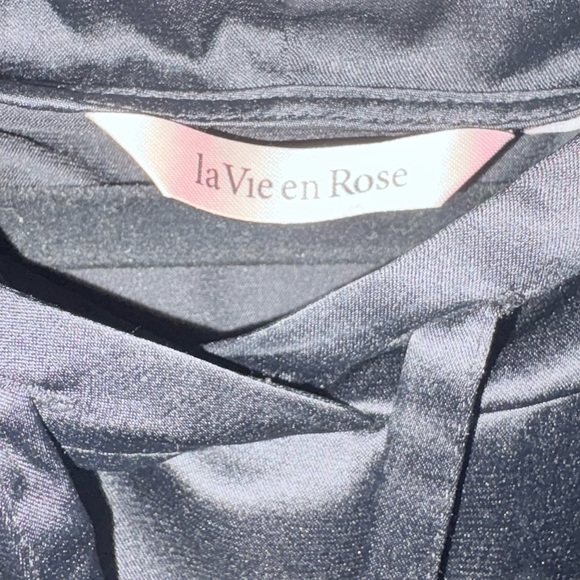 Top - Picture 3 of 4